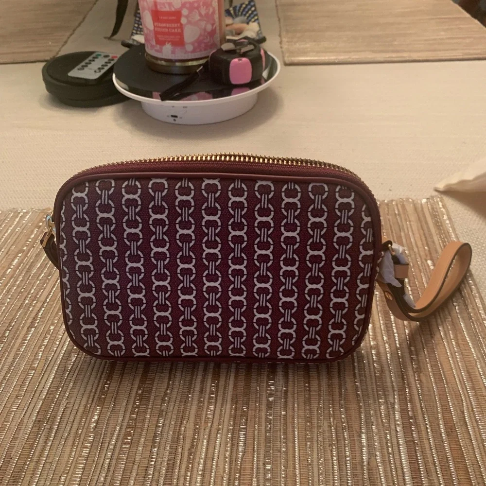 NWOT Tory Burch burgandy Gemini wristley - Picture 3 of 8